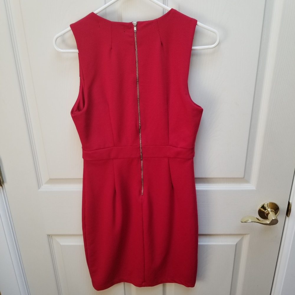 Red Dress - Picture 2 of 9